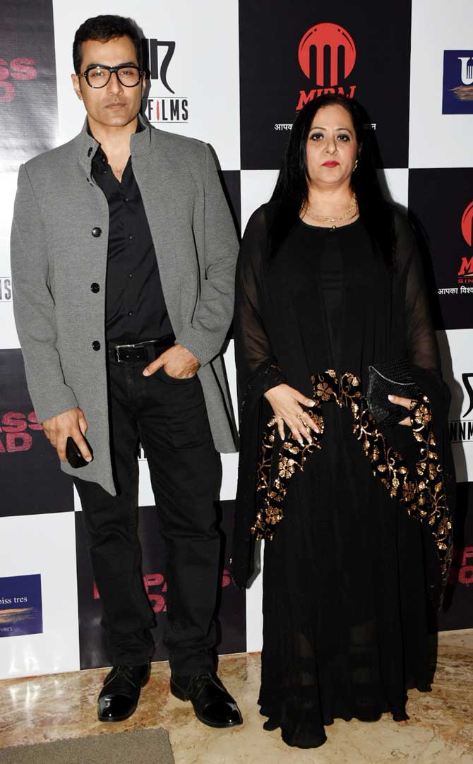 Sudhanshu Pandey and wife Mona also attended Bypass Road wrap-up party at a popular restaurant in Andheri.