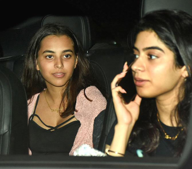 Khushi was one of the prominent guests of Aaliyah Kashyap's 18th birthday celebrations in January this year. In one of the videos shared by Aaliyah on Instagram, we can see Khushi having a gala time with her BFF.