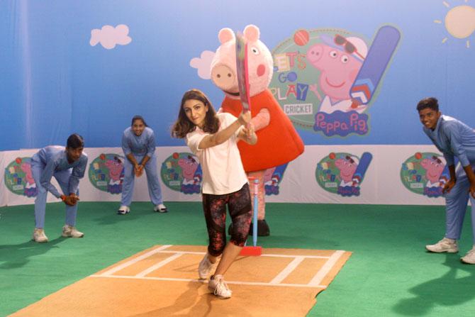 Soha Ali Khan was seen playing cricket with Peppa Pig and George. Team India North, Soha along with Peppa Pig and George cheered and coached the children. 