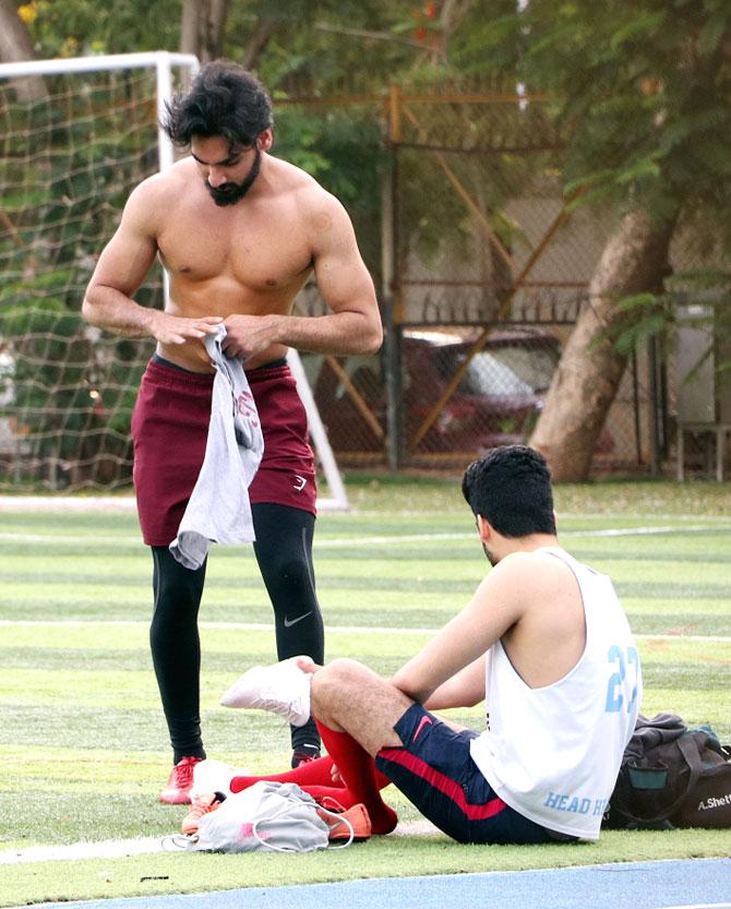 Ahan Shetty has been training heavily in action for the movie and after confirming Tara Sutaria now, the team is ready to kick-start. Sajid Nadiadwala had revealed, 