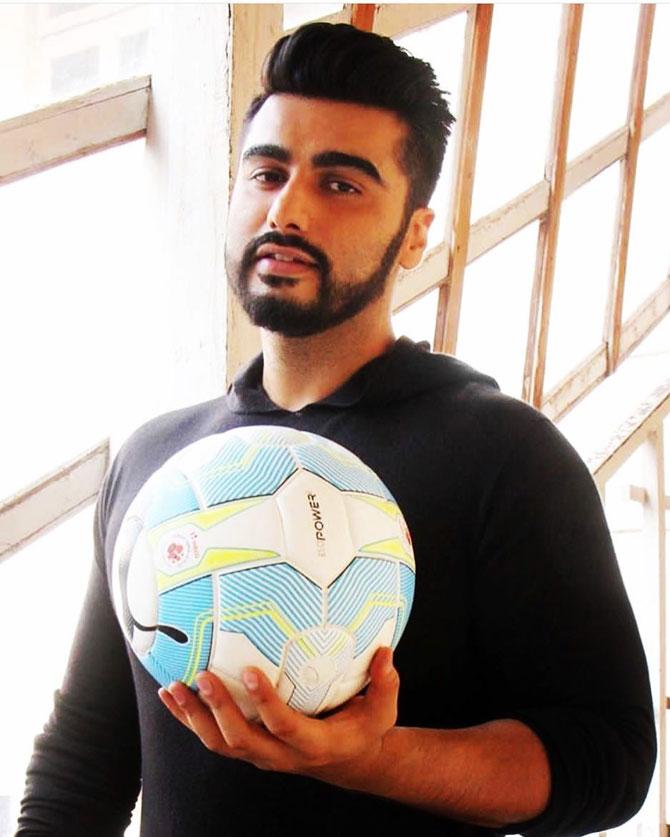 One of the ways Arjun Kapoor keeps fit is by playing football. Arjun is quite passionate about the sport; in fact, his Instagram bio reads, 