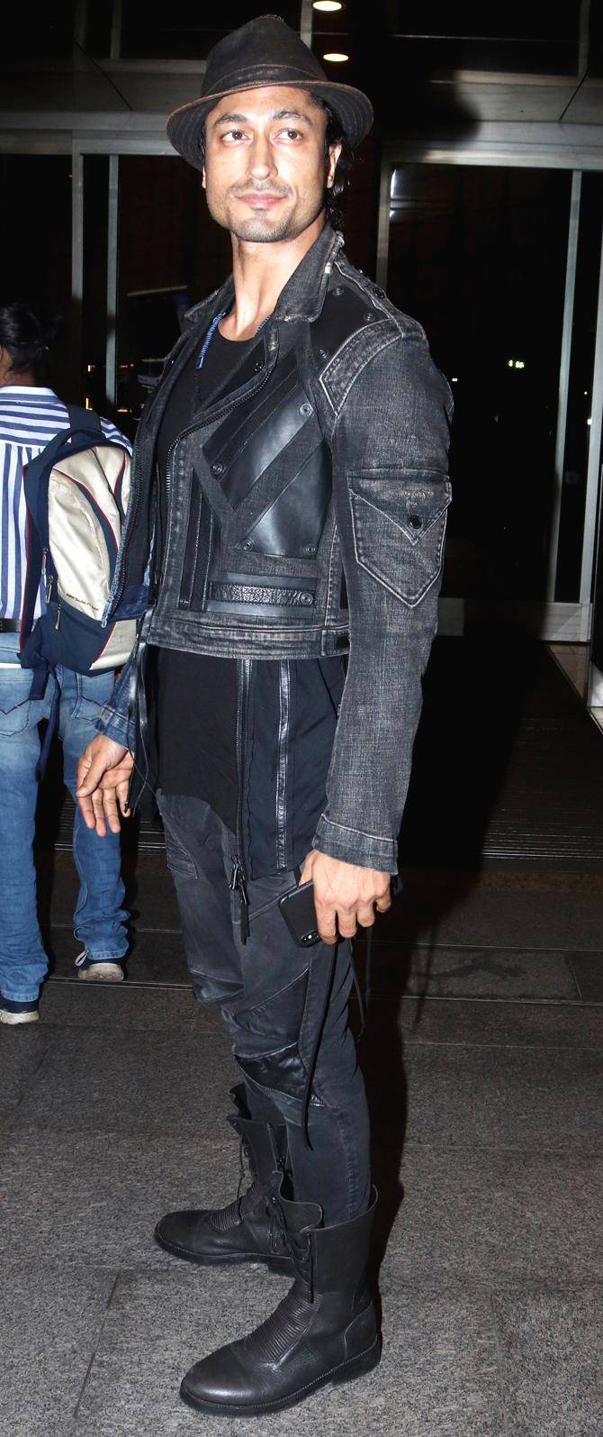 Vidyut Jammwal was also clicked in an all-black attire - the actor opted for a black leather jacket, paired with a black t-shirt, lace-up boots and black pants for the outing. On the film front, the actor will be seen in the third instalment of the Commando franchise and Mahesh Manjrekar's gangster drama Power.