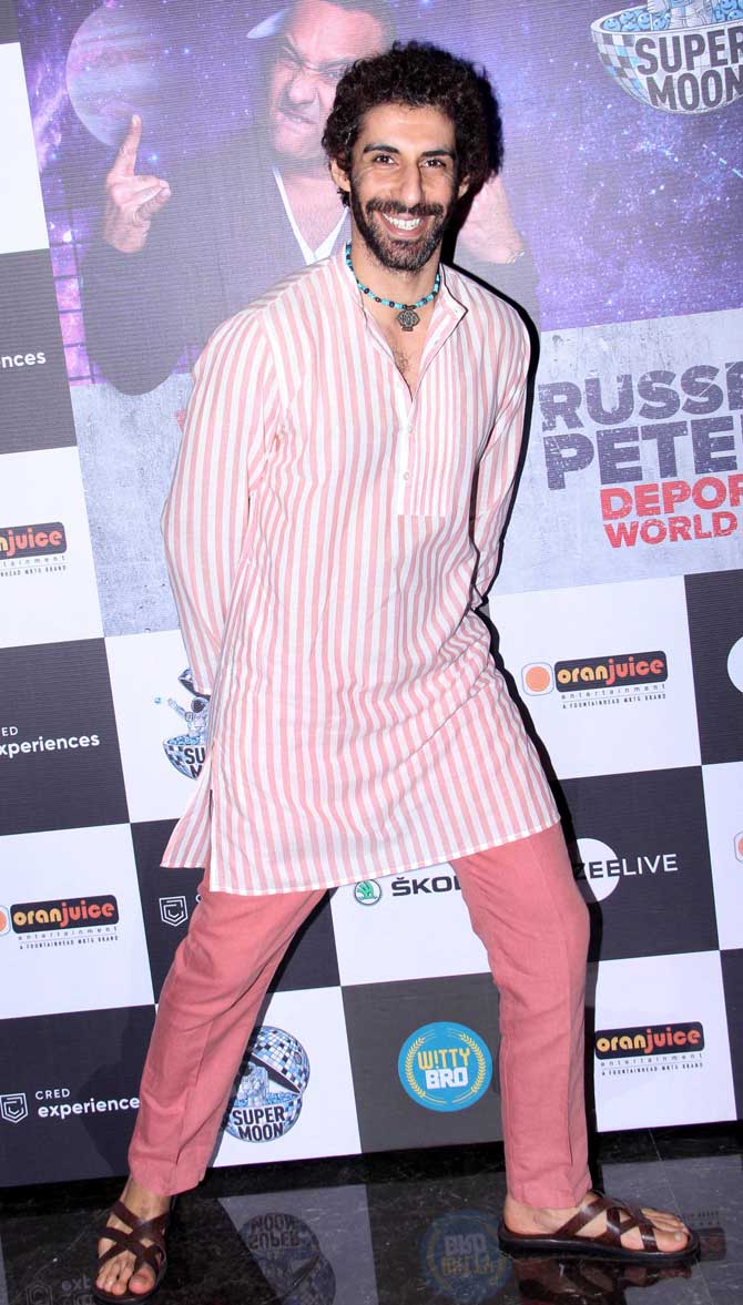 Jim Sarbh, too, was one of the attendees at Russell Peters' Supermoon, where the comedian performed his famous brand of humour.