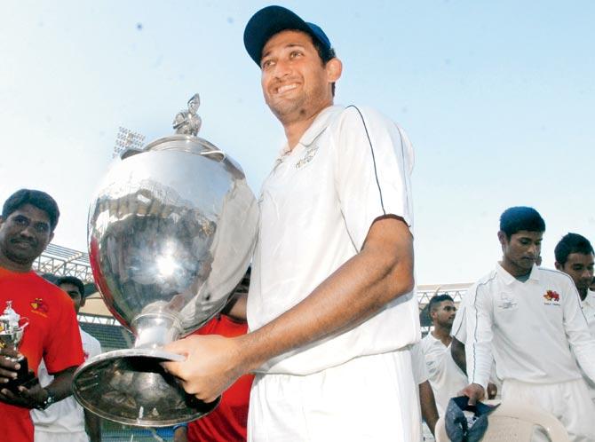 Captain Ajit Agarkar with the Ranji Trophy
