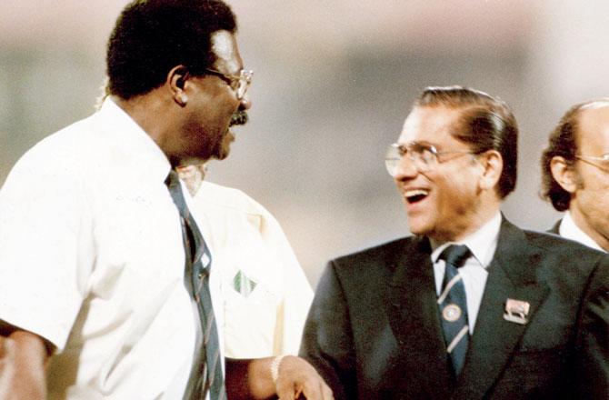 Clive Lloyd with Jagmohan Dalmiya