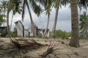 Cyclone Vayu: List of Dos and Don'ts to keep you safe