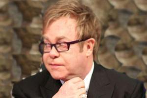 Elton John slams censorship of gay scenes in Russia