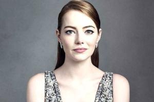 Emma Stone recovering from shoulder injury