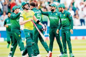 World Cup 2019: Pakistan knock South Africa out of semi-final race