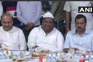 Arvind Kejriwal hosts Iftar party; BJP MLAs attend, Congress skips