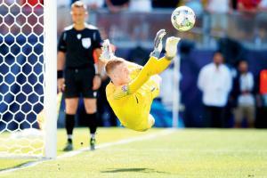 Jordan's heroics help England finish third
