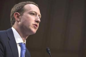 Facebook says CEO did not ignore personal data issues
