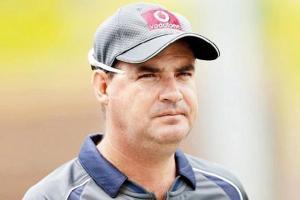 Wanted to commit suicide after India loss, says Pakistan coach