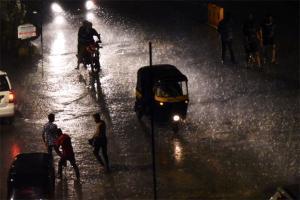 Mumbai Rains: Heavy rainfall, thunder recorded in several parts of City