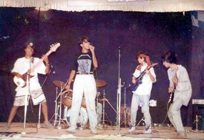 Parikrama performing at their first gig in 1991