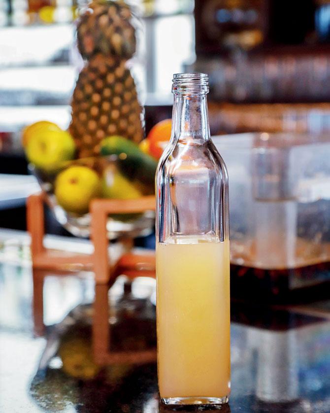 Pineapple tepache