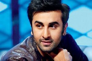 Ranbir Kapoor's die-hard fan touches his feet; actor gets trolled
