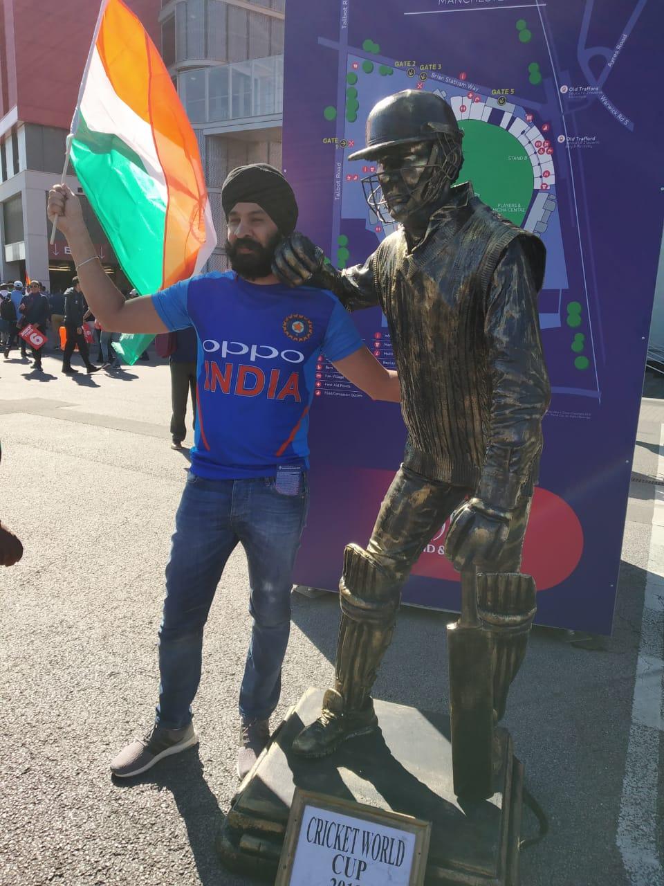 Enthusiastic Indian fan