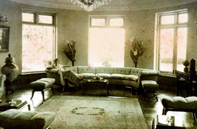 Lady Jerbai Mody at Spiro Spero, Sir Homi Mody’s 1942-built bungalow which is presently the Japanese Consulate