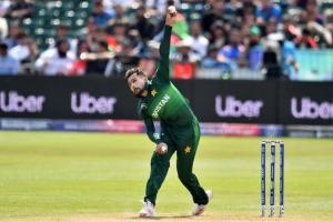 Mohammed Amir asks fans not to cross line on social media