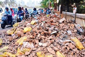 Win Rs 10,000 if you find truck that dumped this debris in south Mumbai