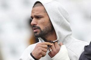 Shikhar Dhawan ruled out of World Cup with thumb fracture