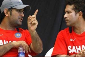 Twitter war breaks out between Sachin and Dhoni fans over slow batting