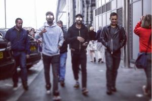 Hardik Pandya takes a walk on the streets of UK with his 'Gang'