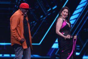 Madhuri recreates her iconic dance moves; grooves to Kay Sera Sera