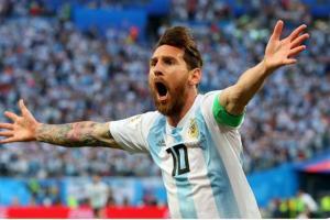 World celebrates Lionel Messi's 32nd birthday