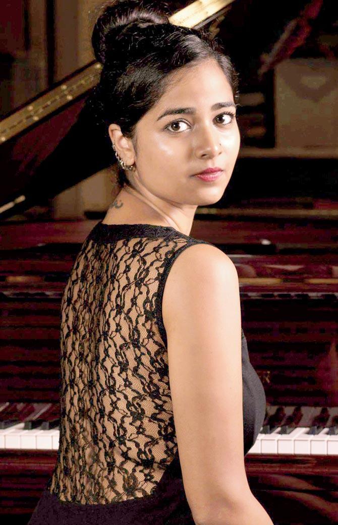 Nadine Crasto