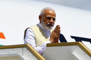Narendra Modi asks ministers to avoid working from home