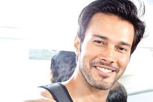 Rajniesh Duggall's past life connection with wars, spirituality