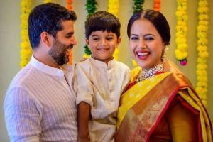 Sameera Reddy looked absolutely radiant at her baby shower; see photos