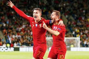 Ron's hat-trick helps Portugal enter final