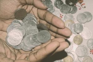 Shirdi Temple gets Rs 14 lakh in coins a week, don't know what to do?