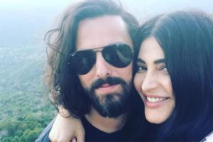 After split from Michael Corsale, Shruti Haasan croons emotional song