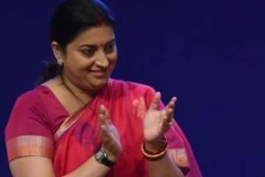 Smriti Irani's latest post on Gully Boy will leave you in splits!