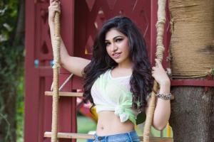 Tulsi Kumar inspires new mothers with her weight loss journey