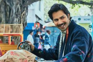 Varun Dhawan and Anushka Sharma's Sui Dhaaga wows audience in China!