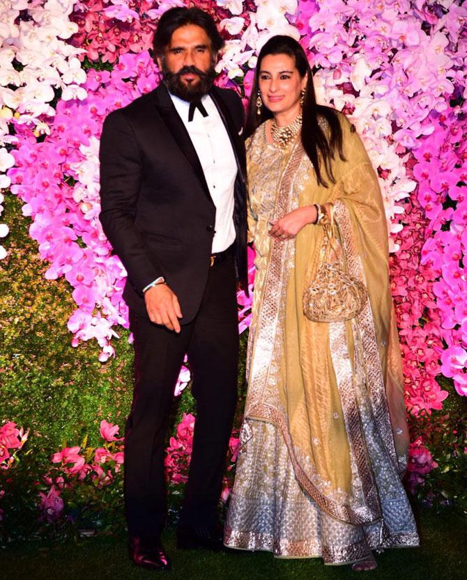 Suniel Shetty with wife Mana Shetty attended the glitzy celebration in honour of newly-weds Akash Ambani and Shloka Mehta