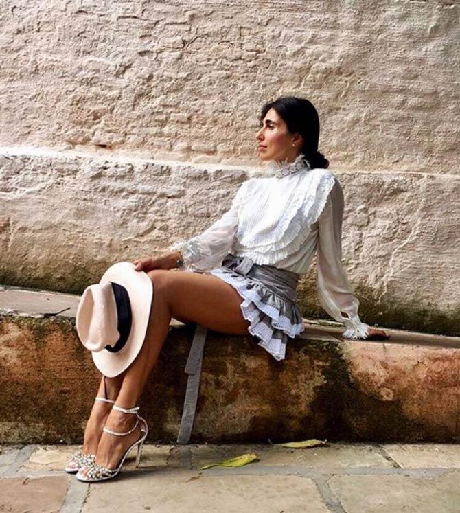 Prerna Goel is a Luxury consulting and styling which is clearly seen on her Instagram account which depicts her style, art and fashion. She was also featured in one of the biggest fashion and lifestyle magazines, Vogue for her Instagram account.