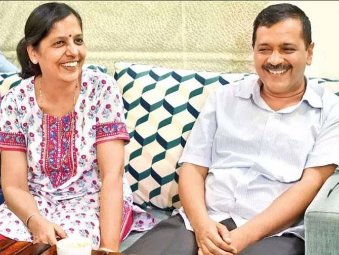 Arvind Kejriwal married his batchmate Sunita in 1994, she is an IRS officer. The couple has a daughter and a son.
In picture: Arvind Kejriwal with his wife Sunita
