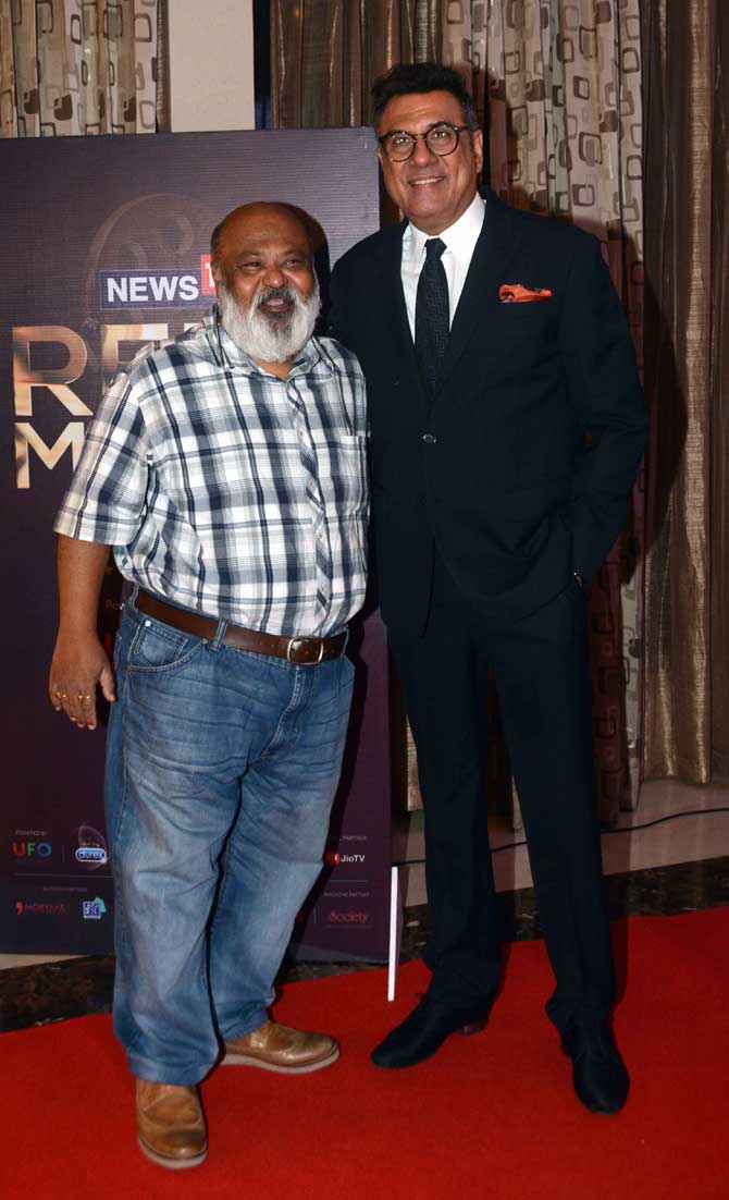 Sourabh Shukla and Boman Irani posed for the shutterbugs when clicked at the red carpet in Juhu, Mumbai. 