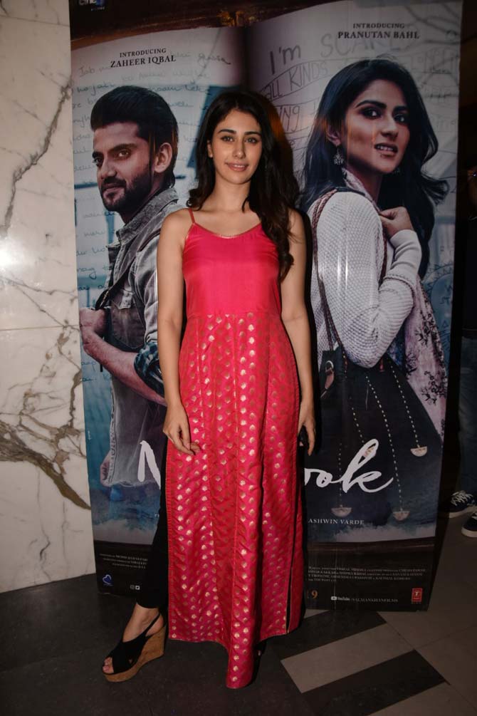 LoveYatri actress Warina Hussain was also clicked at the Notebook screening. 