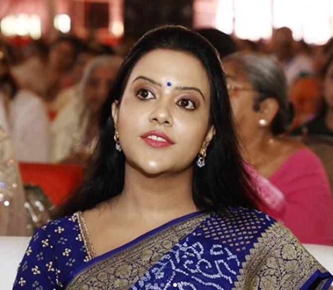 This event was organised by Acharya K.C where Gujarat Chief Minister Mr. Vijay Rupani donated a cheque of Rs 1 crore to the families of the brave CRPF jawans martyred in the terror attack