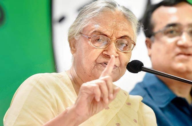 Sheila Dixit became the Chief Minister of Delhi in 1998 and went on to hold the position till 2013. She had nearly served 15 years as the Chief Minister of Delhi. In 2013, Dixit was replaced by AAP convenor Arvind Kejriwal.