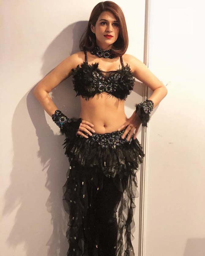 Shraddha Das got her big break in 2008 when she signed her debut Telugu film Siddu from Sikakulam, which also starred Allari Naresh and Manjari Phadnis.