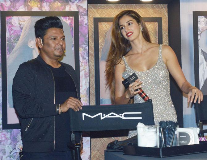 Disha Patani, who is a fitness enthusiast and also practices mixed martial arts, has been training hard for her role in Bharat. 