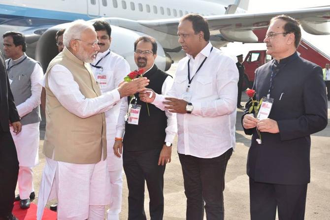 Ashish Shelar won the 2014 Vidhan Sabha seat from Bandra west also known as Vandre west assembly by defeating his nearest rival form the Congress party Baba Siddique by a margin of over 20,000 votes
In picture: Ashish Shelar greets PM Narendra Modi with a rose during the prime minster's Mumbai visit.